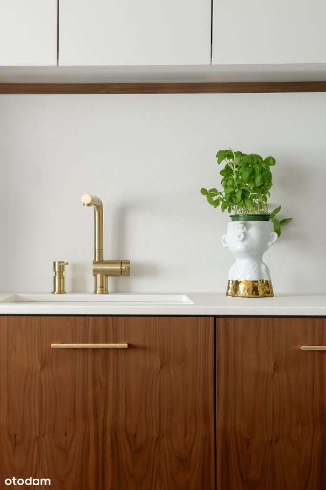 wysoki standard , wykończone pod klucz, brak PCC-15