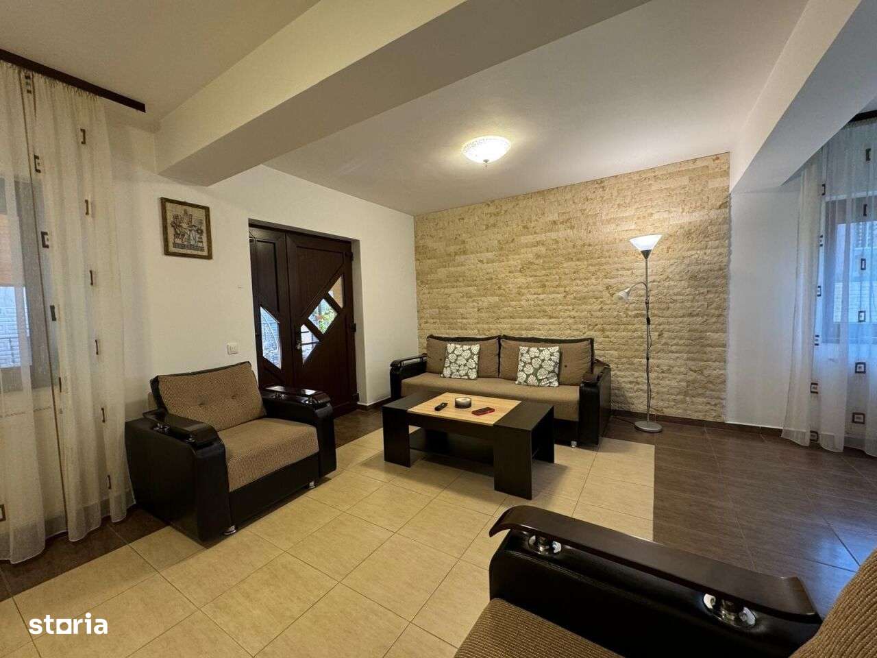 Vila Individuala 7 Camere 4 Locuri Parcare-5