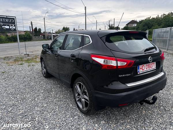 Nissan Qashqai 1.5 DCI Start/Stop N-Connecta - 4