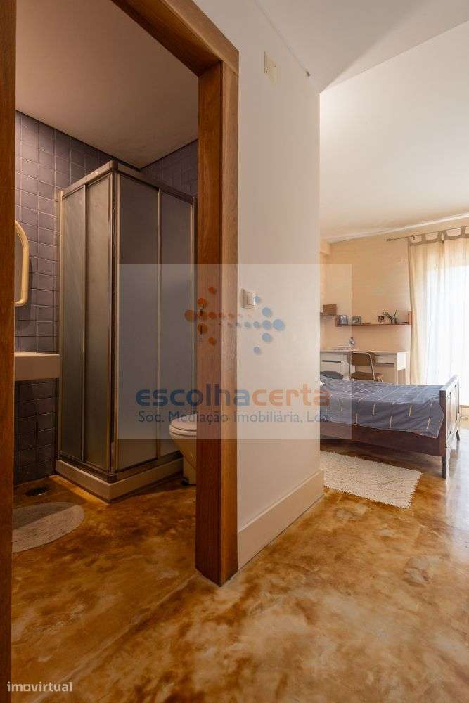 Moradia T5 com vista Serra-29