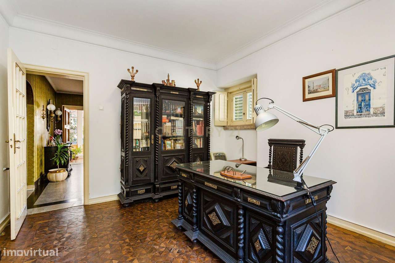 Charmosa Moradia em Alvalade para venda-32