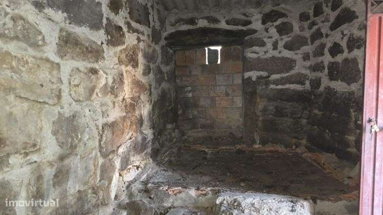 Moradia T3 em Pedra – Travanca de Lagos, Oliveira do Hospital-15