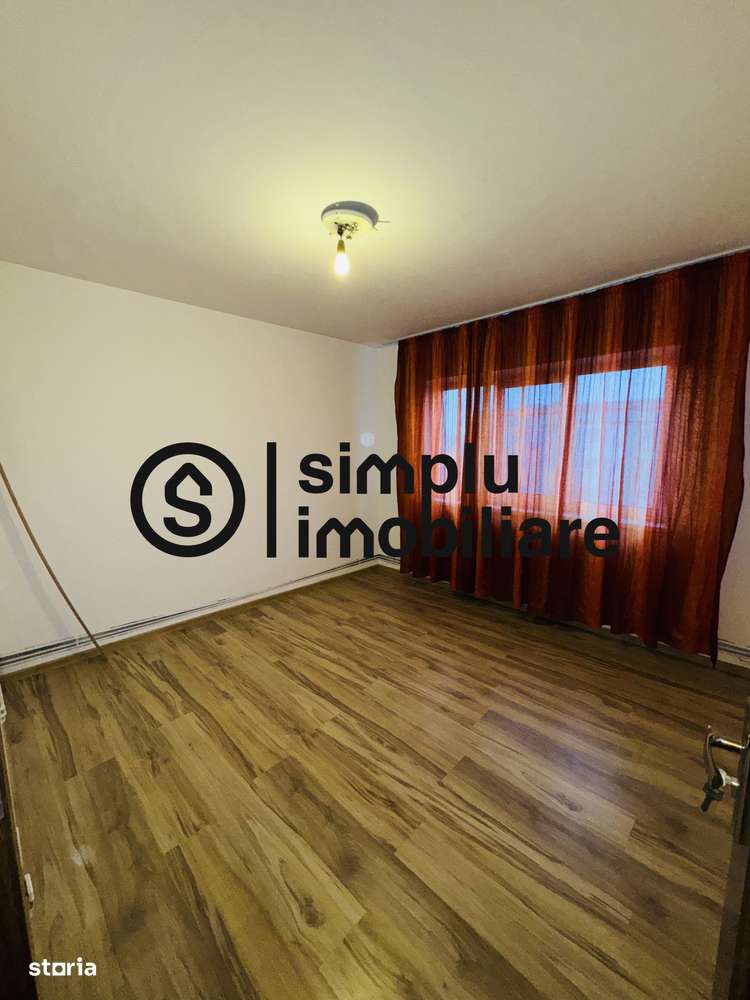 Apartament 2 camere, decomandat -1 MAI-12