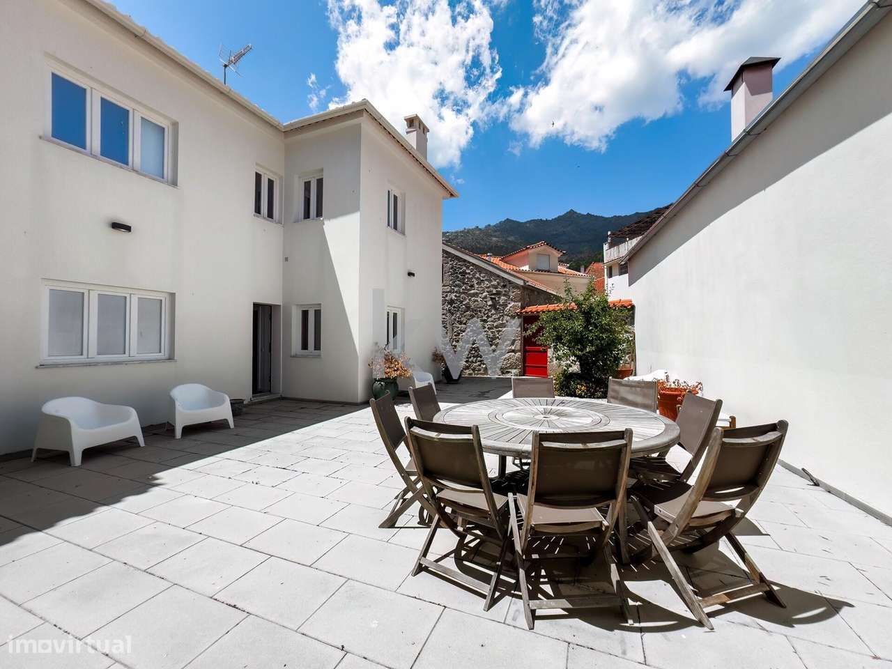 Fantástica Moradia em Manteigas em pleno Centro Histórico - Grande imagem: 4/40