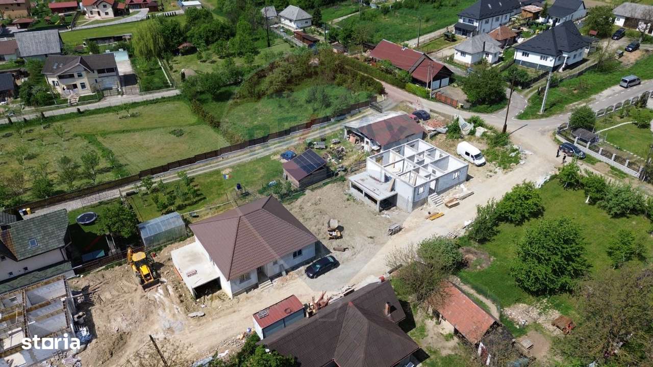 DE VÂNZARE – Casă modernă pe un singur nivel, Tăuții de Sus - Imagine principală: 5/14