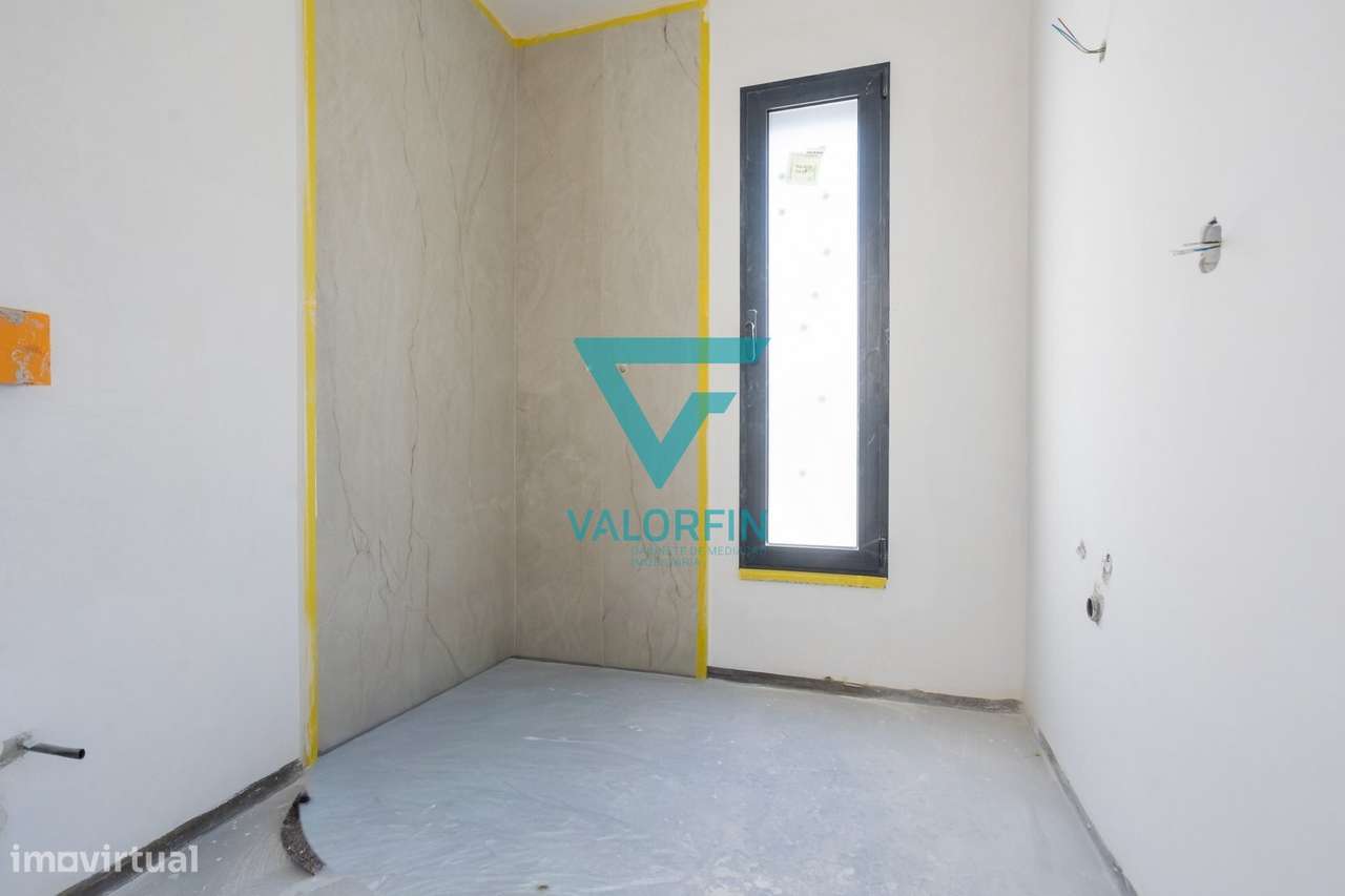 MoradiaT4 NOVA | Barosa - Leiria-10