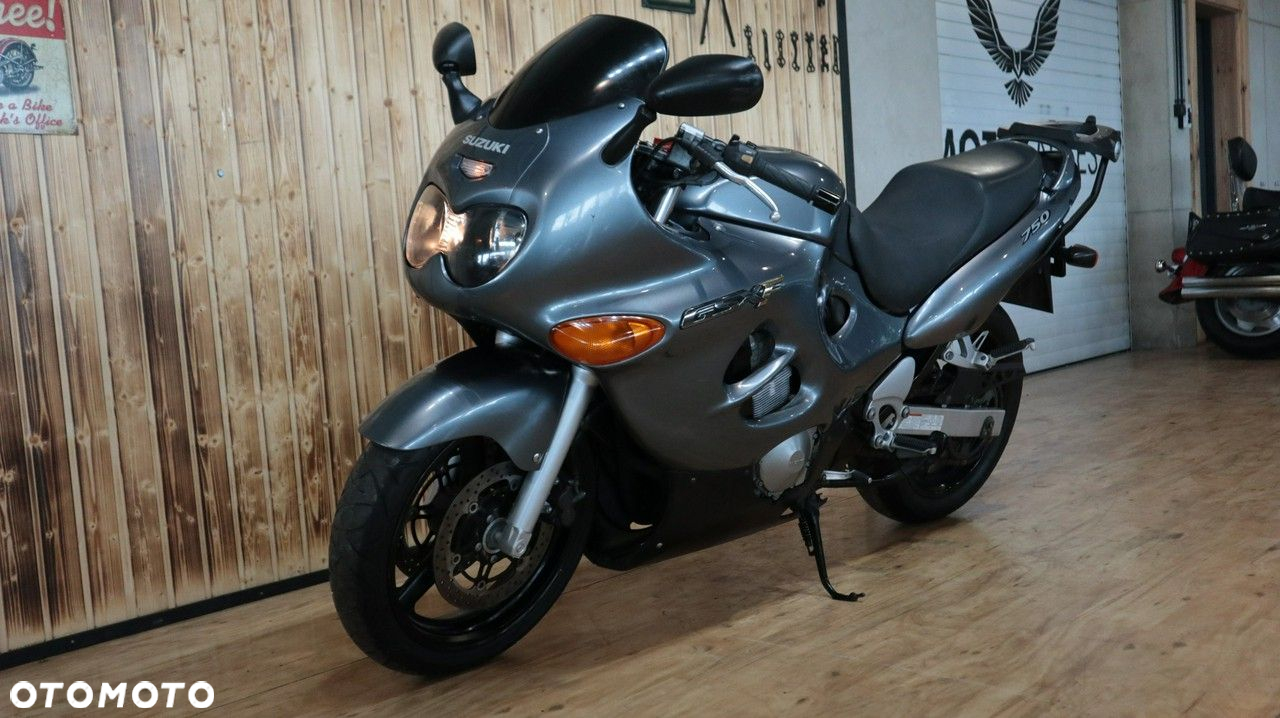 Suzuki GSX-F - Katana - 12