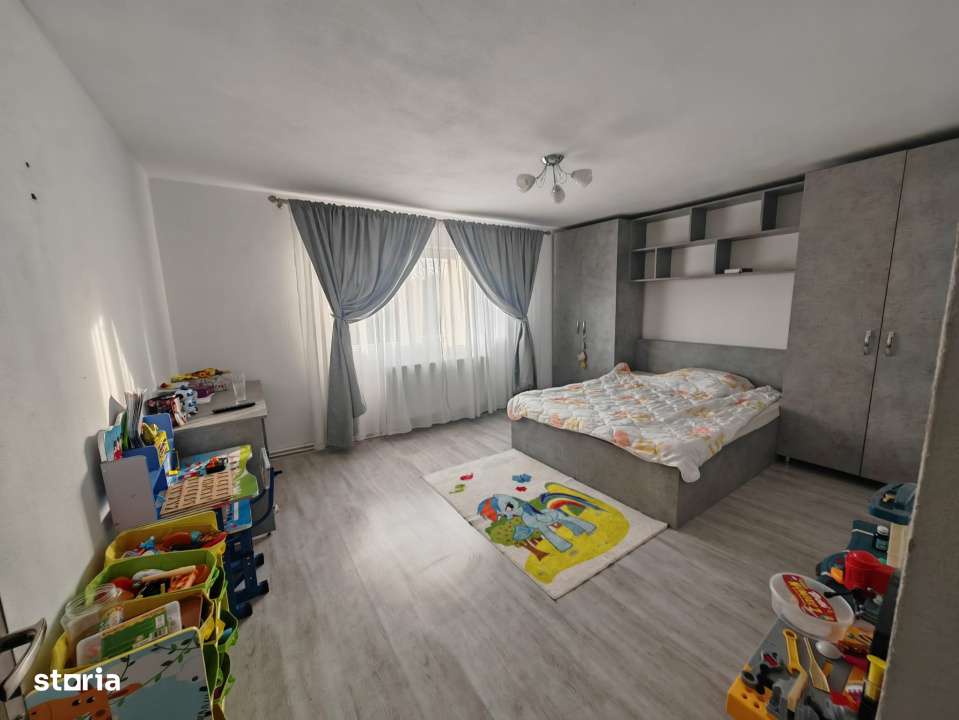 Constructie S+P+1E+M si teren 2000 mp, I.L. Caragiale, Dambovita - Imagine principală: 4/19