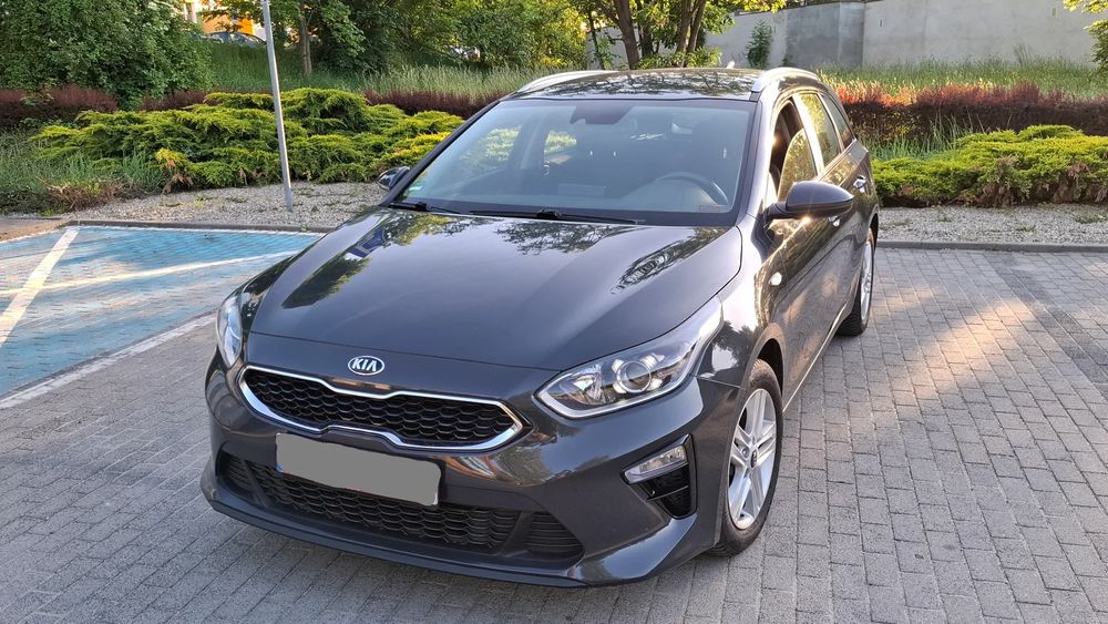 Kia Ceed III 1.4 T-GDI DCT OPF Platinum Edition 2019