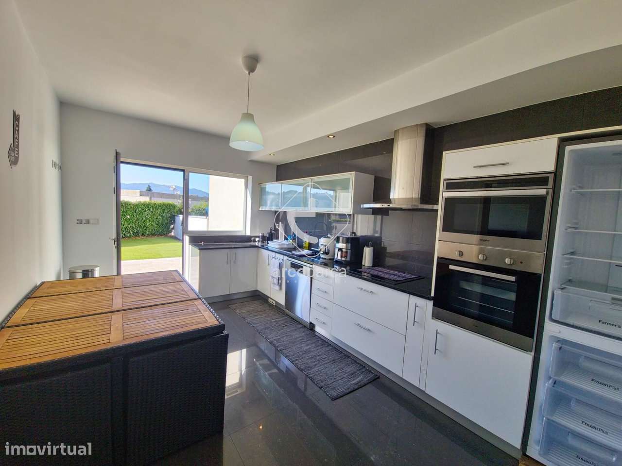 Moradia T3 com Jardim proximo do Centro de Arcos de Valdevez - Grande imagem: 3/32