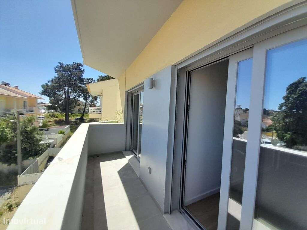 Apartamento T2 Em Quinta Do Conde De 72 00 M2