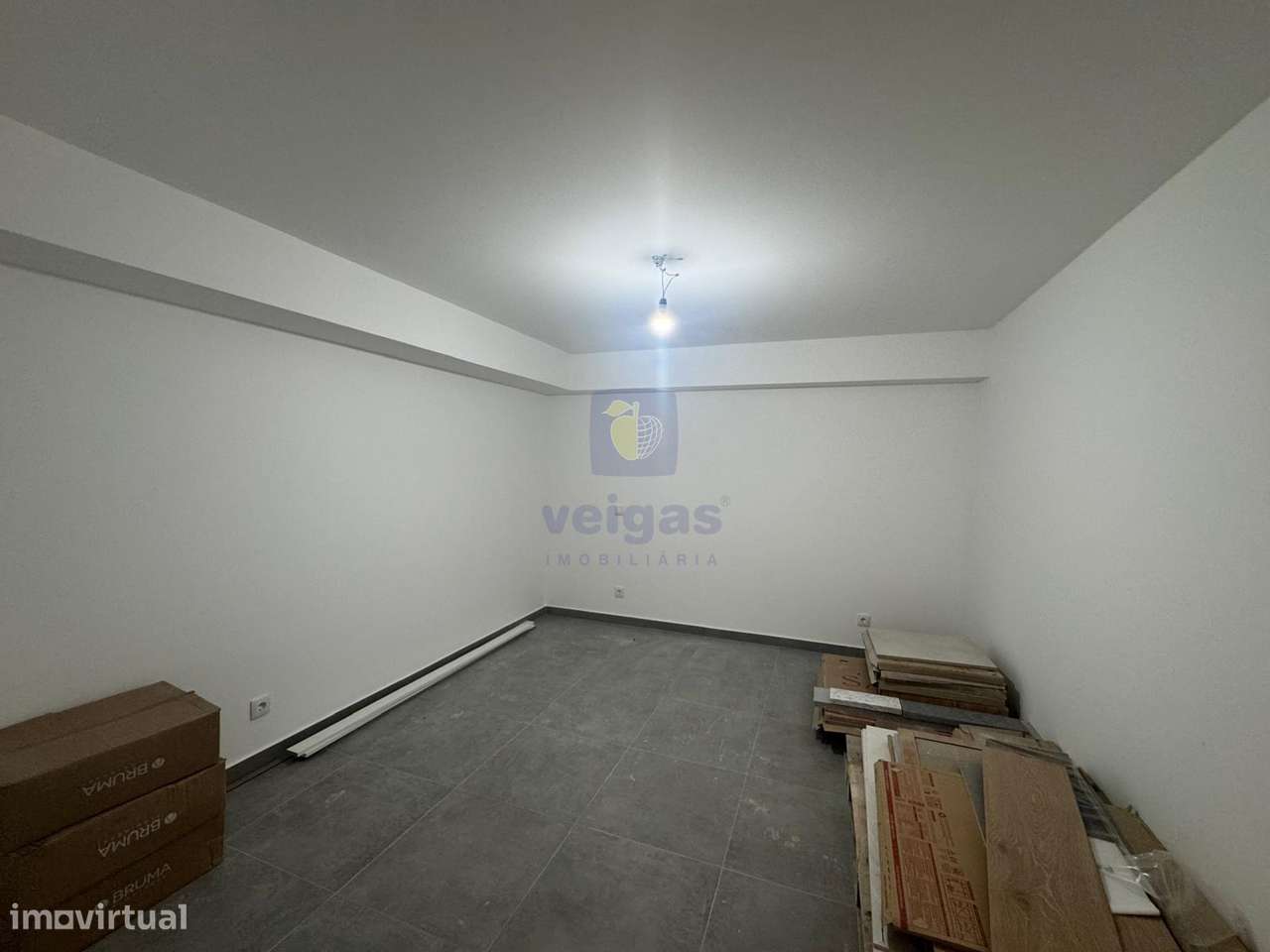 Moradia T4 C/ Piscina -  Bairro Primavera-28
