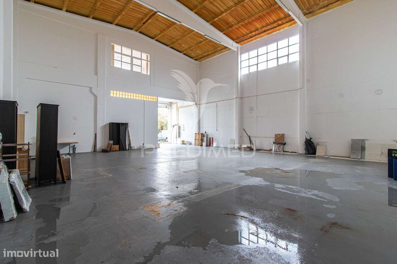 Armazém para arrendamento em Armés - Grande imagem: 4/17