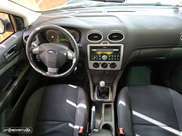 Ford Focus - 21