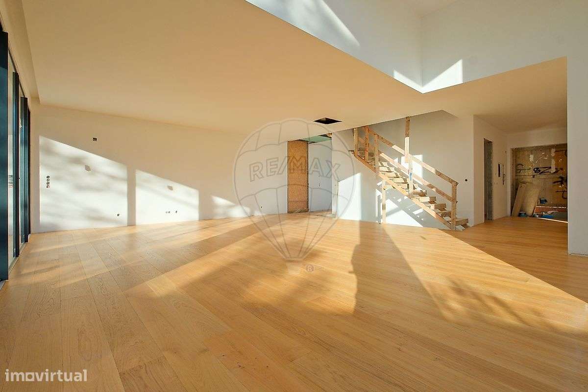 Moradia T4 para venda-30