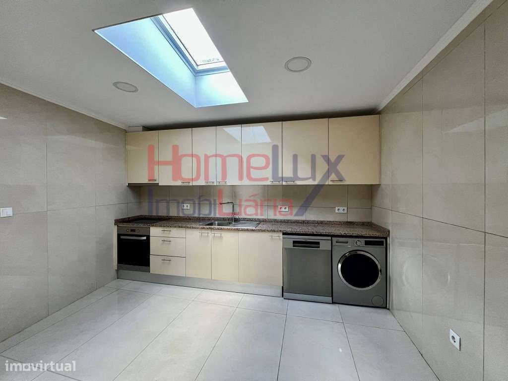 Moradia T2+1 em São Roque - Grande imagem: 3/20