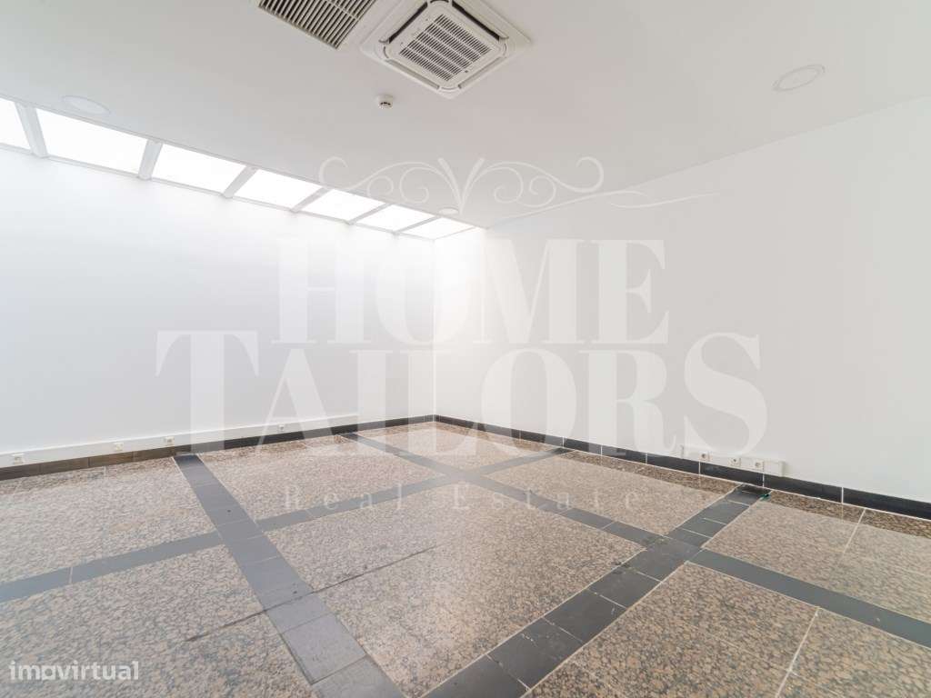 Loja na Barão Sabrosa, em Lisboa-6