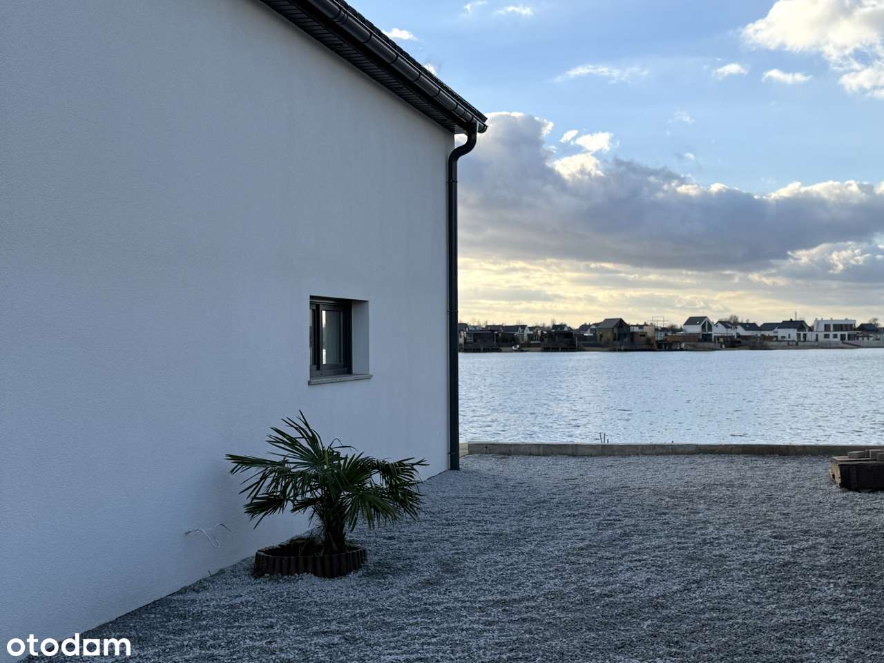 Nowoczesny Dom 90 m² nad Jeziorem Spalona | Prywatna Plaża i Pomost-14