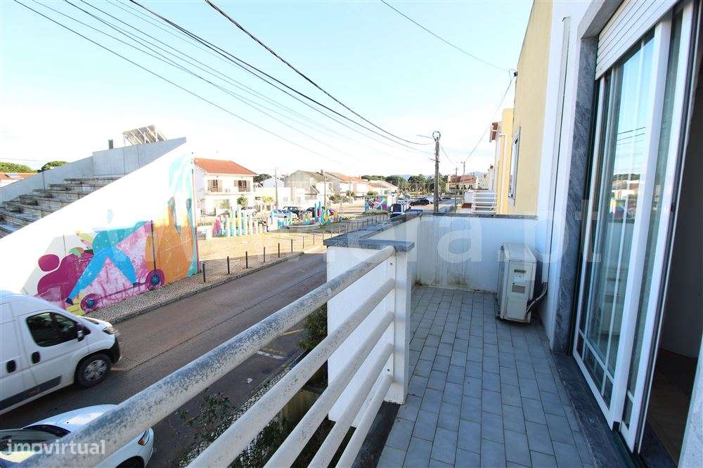 Moradia Geminada 4 quartos, Venda-15