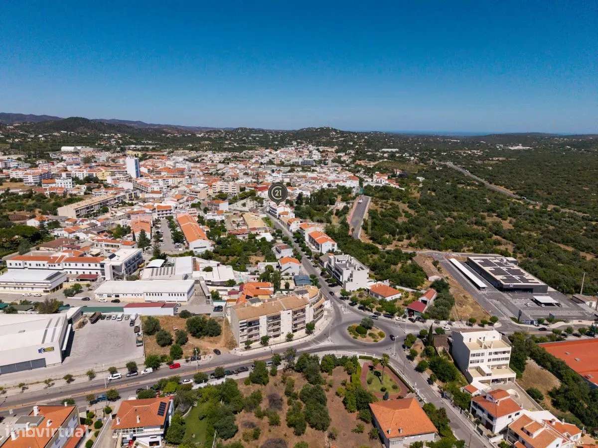Apartamento com Projeto Aprovado - Rés-do-Chão com Entrada Independent-14