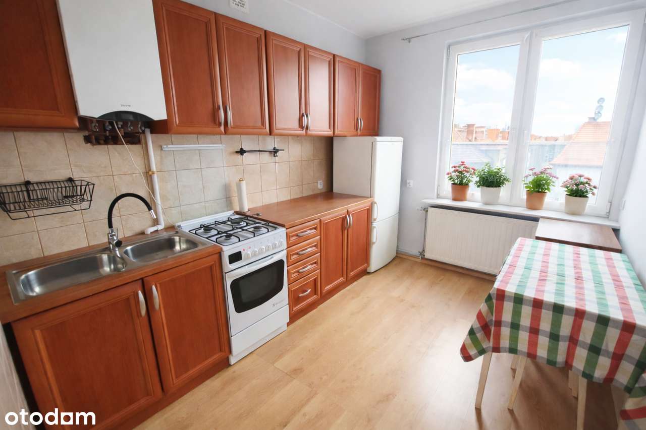 Do wynajęcia komfortowe 2-pok. mieszkanie – Zabrze, ul. Roosevelta 58 - Pełny obrazek: 4/5