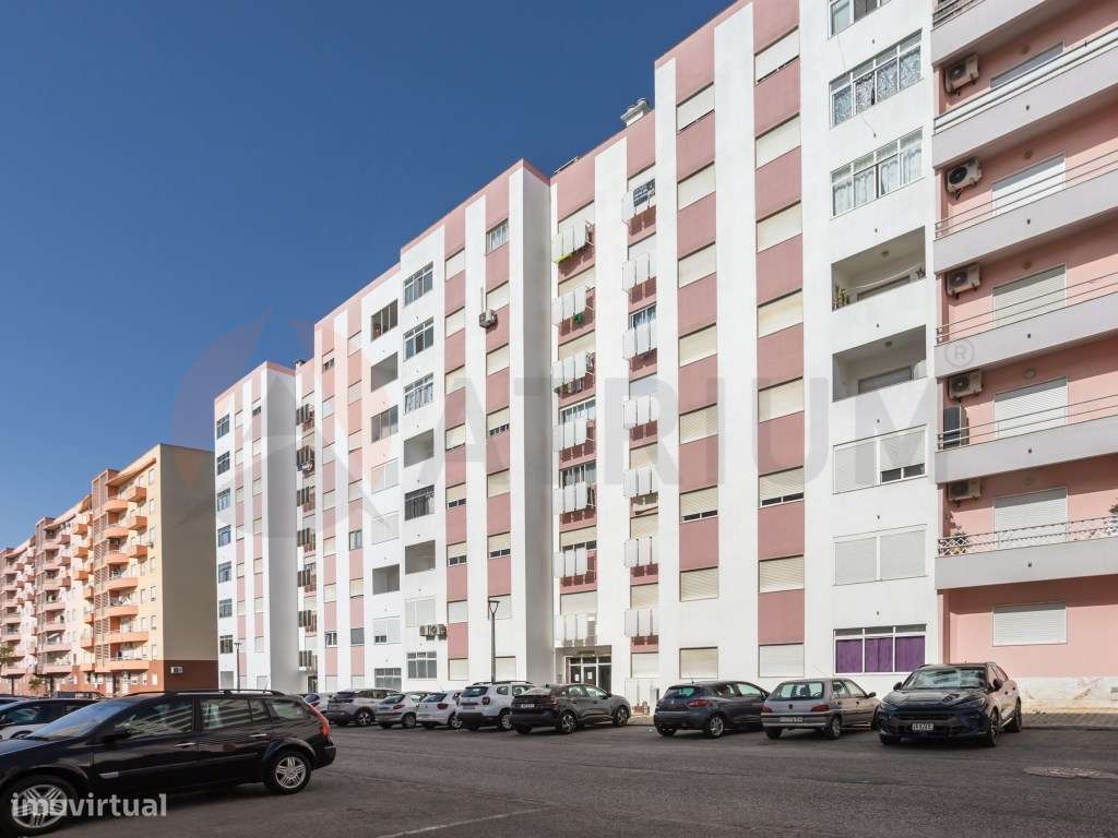 Apartamento T2 - Setúbal (Vale do Cobro) Remodelado com Varanda-25
