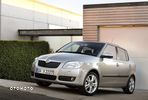 Błotnik Lewy Prawy Skoda Fabia II 2 Roomster KOLOR 9202 - 1