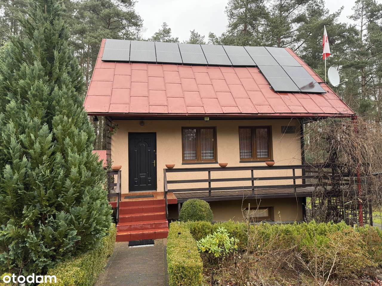 Sielski dom z altanką na Kaszubach |panele fotowoltaiczne jezioro las-5