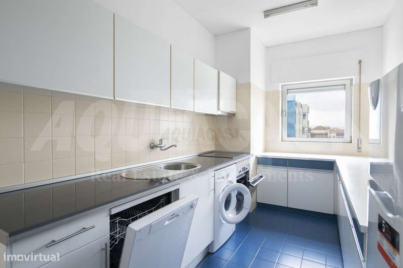 T3mobilado junto a Polo Universitário-15