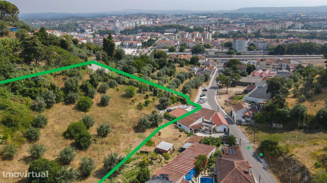 Moradia T2 com Terreno 7600m2 , Tomar-45