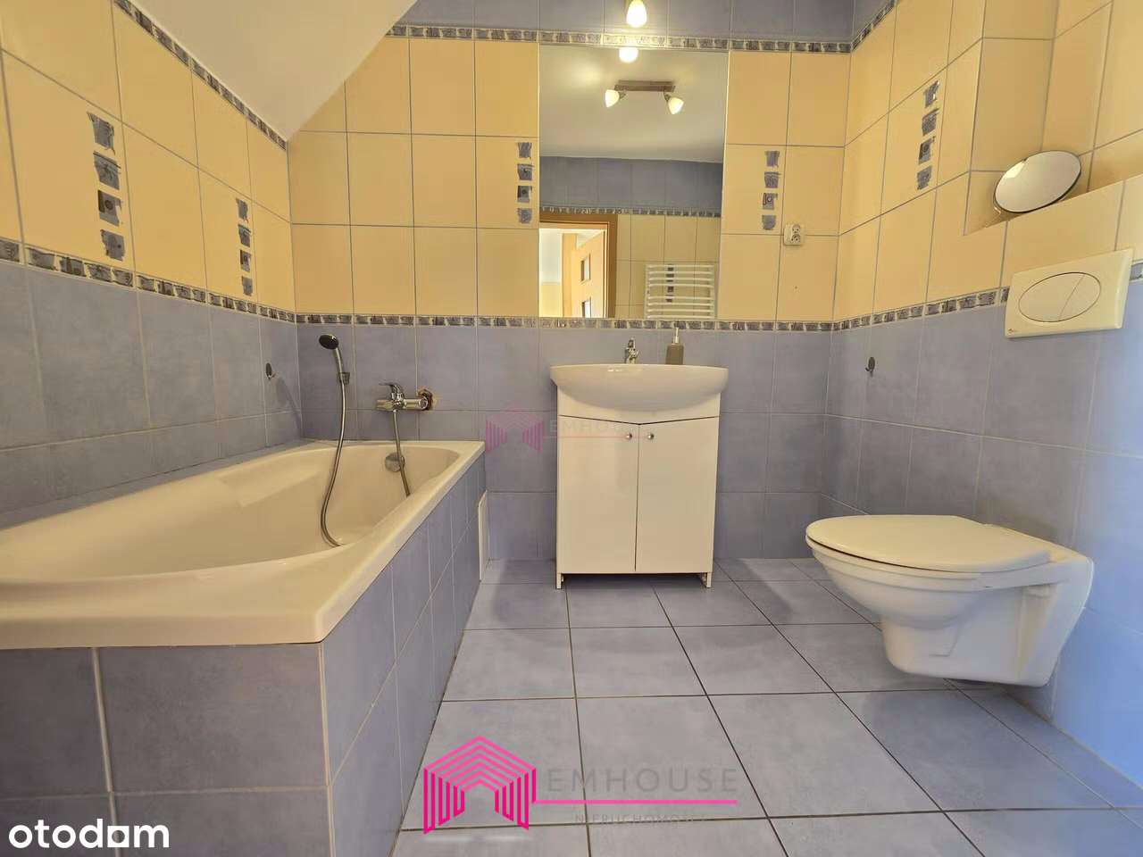 Wyjątkowy dom rodzinny – gotowy, by się w nim zakochać!-8