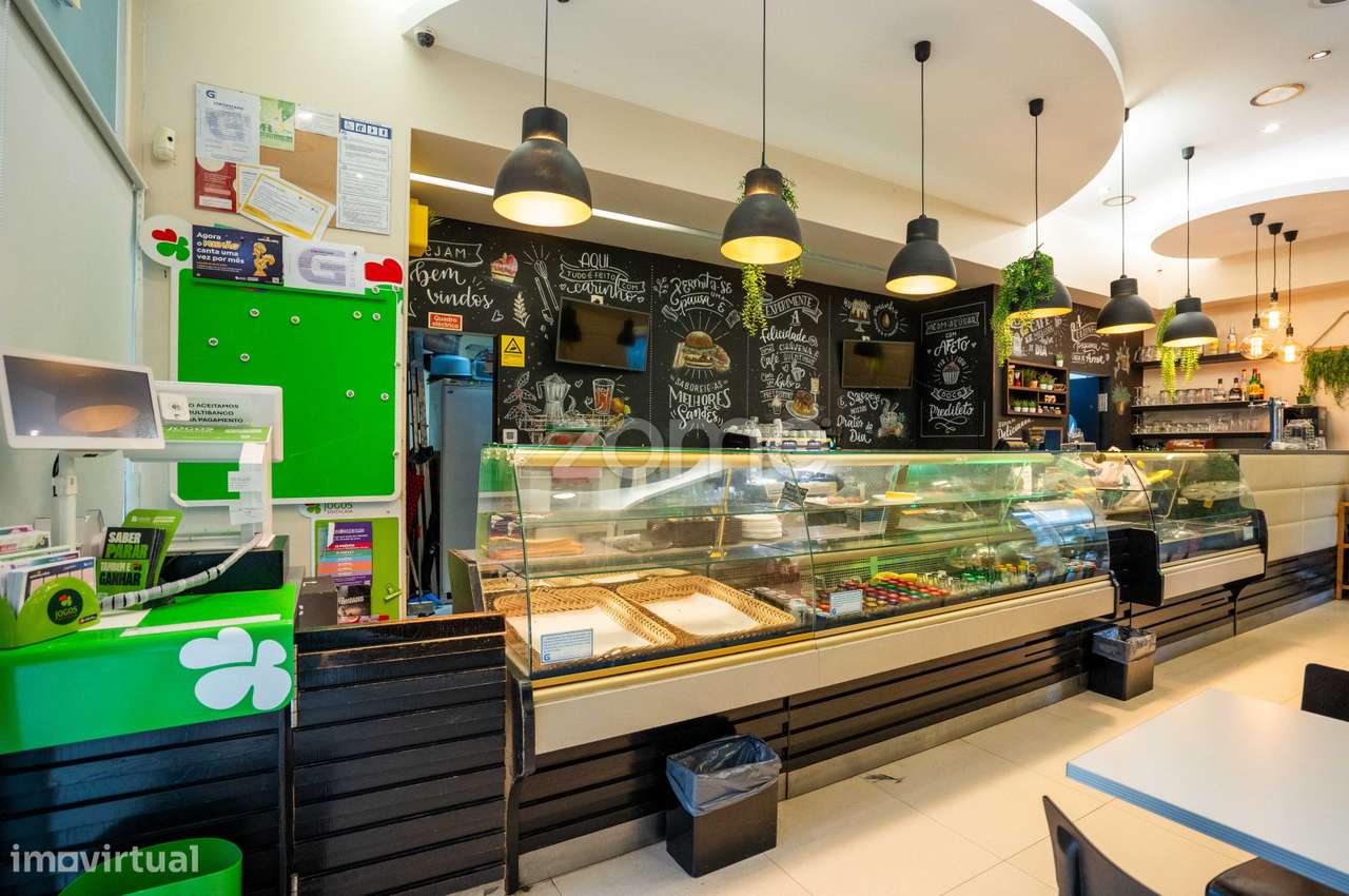 Espaço Comercial para Trespasse em Algés–Miraflores-5