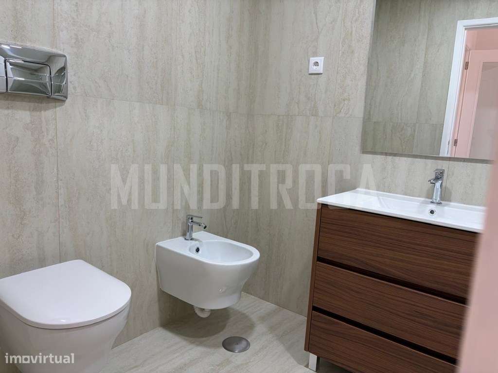 Apartamento T3 Lamaçães - Como novo-9