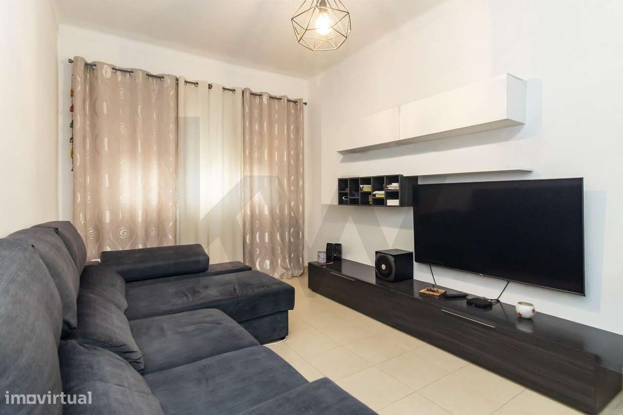 Moradia Térrea T2 em Sarilhos Pequenos com quintal de 35m2-12