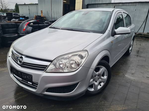 Opel Astra 1.6 Style - 1