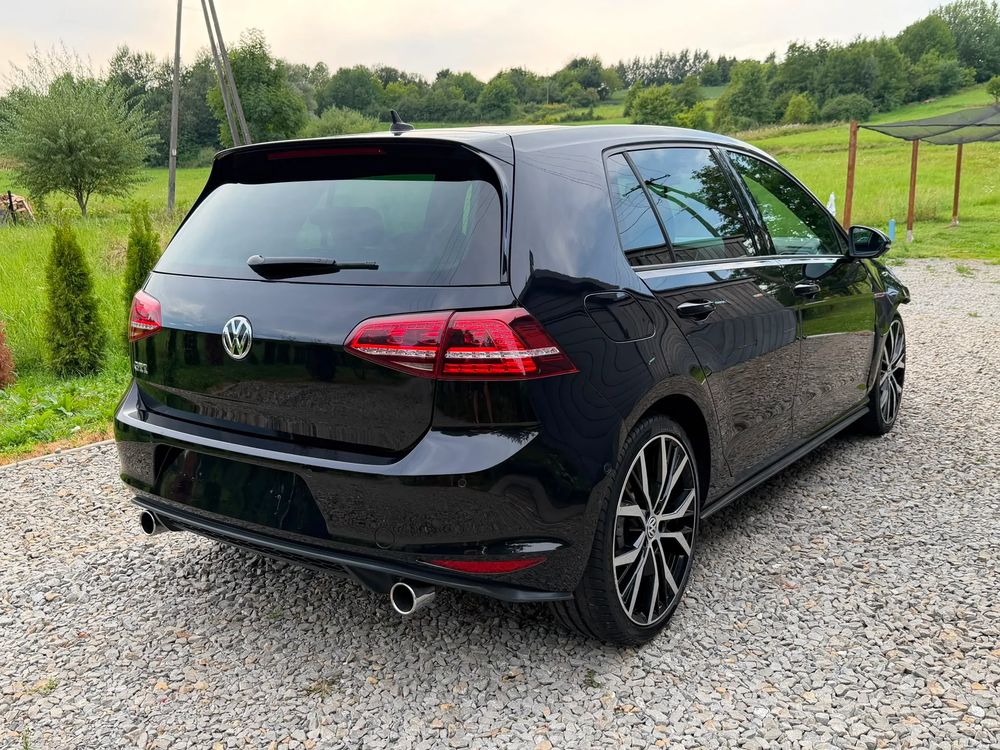 Volkswagen Golf VII (2012-2020) GTI Performance BlueMotion Technology DSG 2014