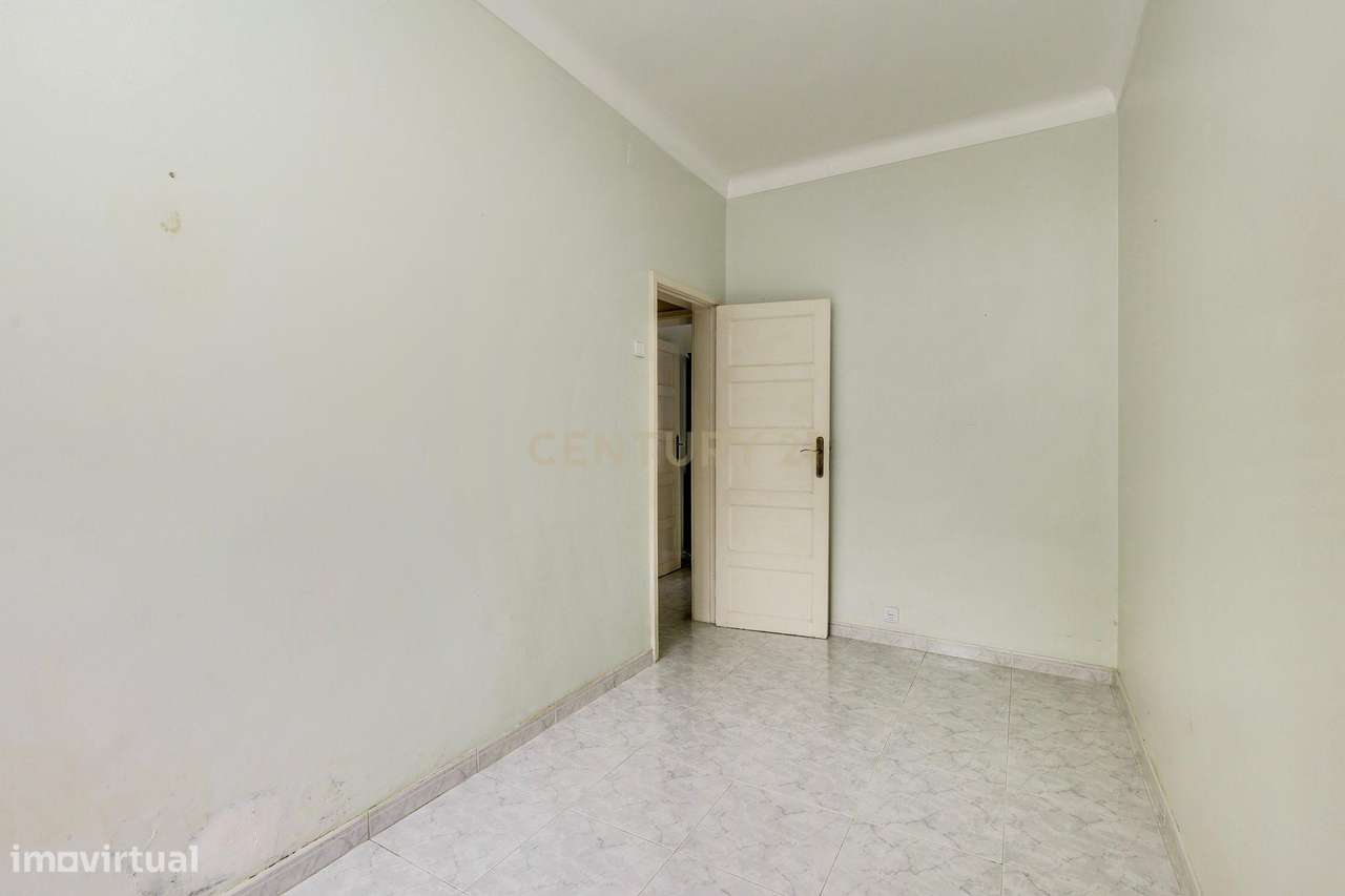 Apartamento T4 em Alvalade - Lisboa-16