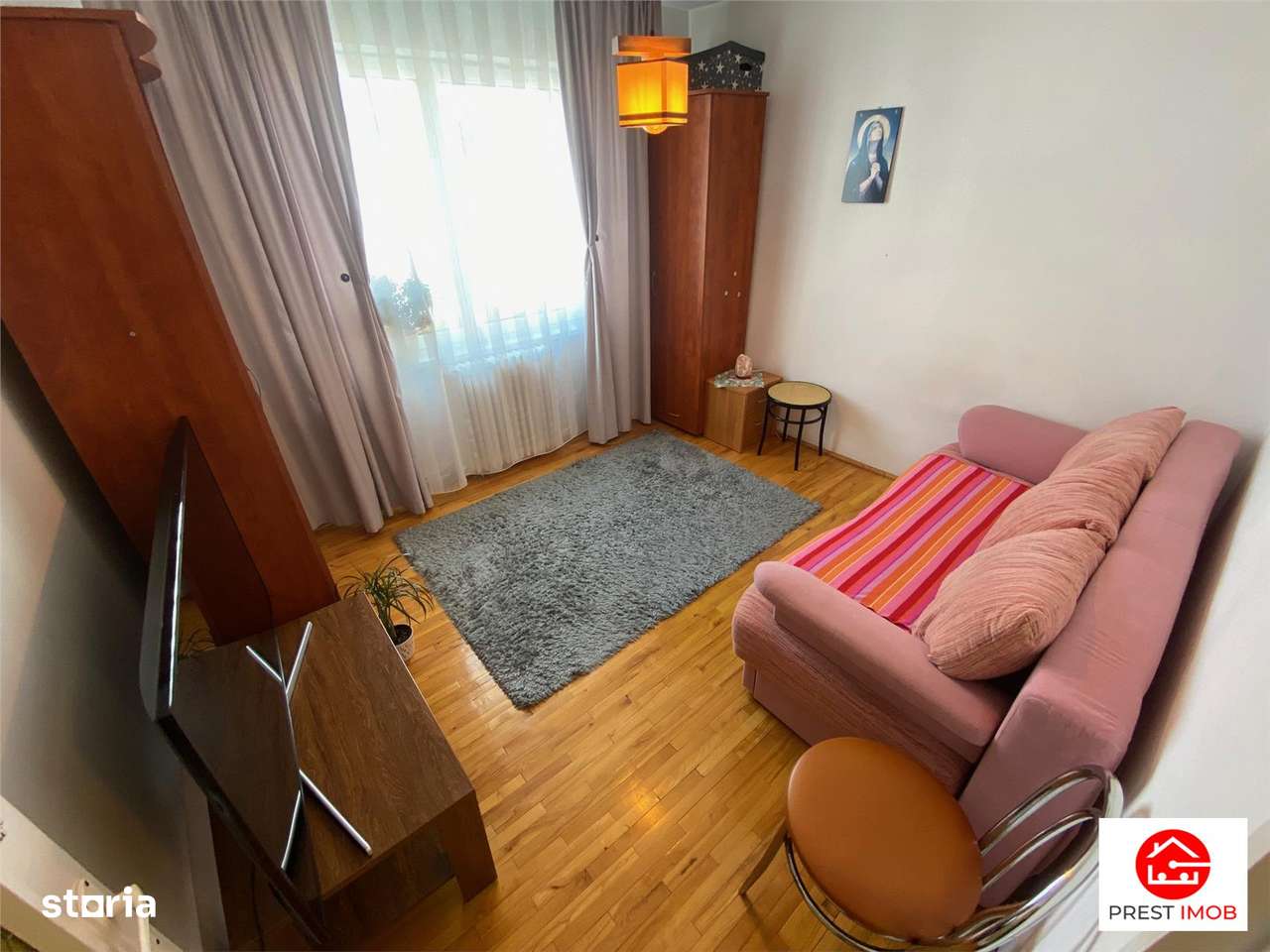 Apartament cu 4 camere de vanzare in Tudor-2