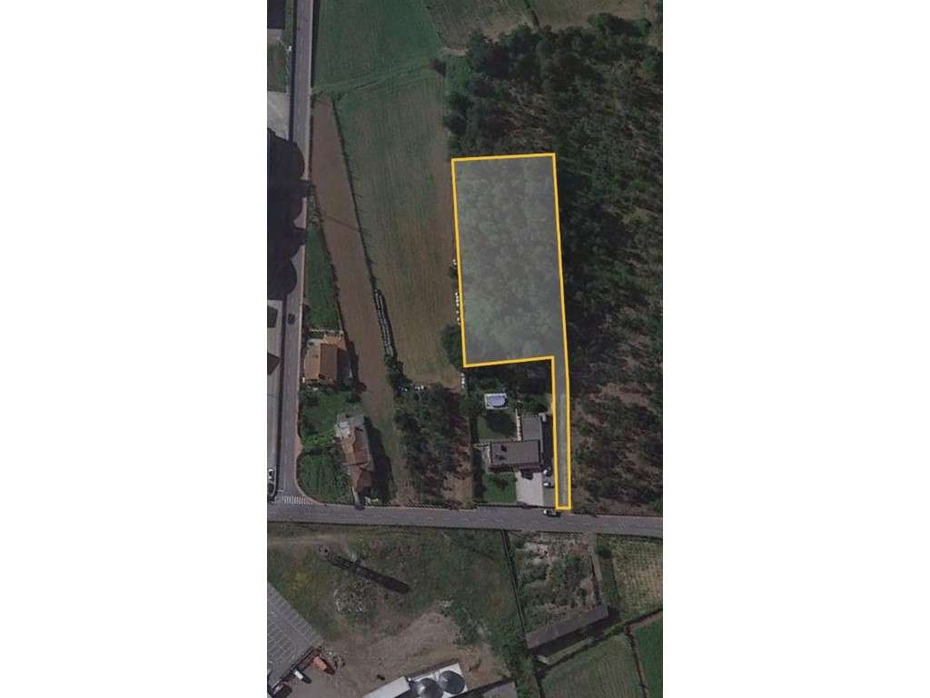 Terreno industrial em Lousado, Vila Nova de Famalicão - Grande imagem: 2/4