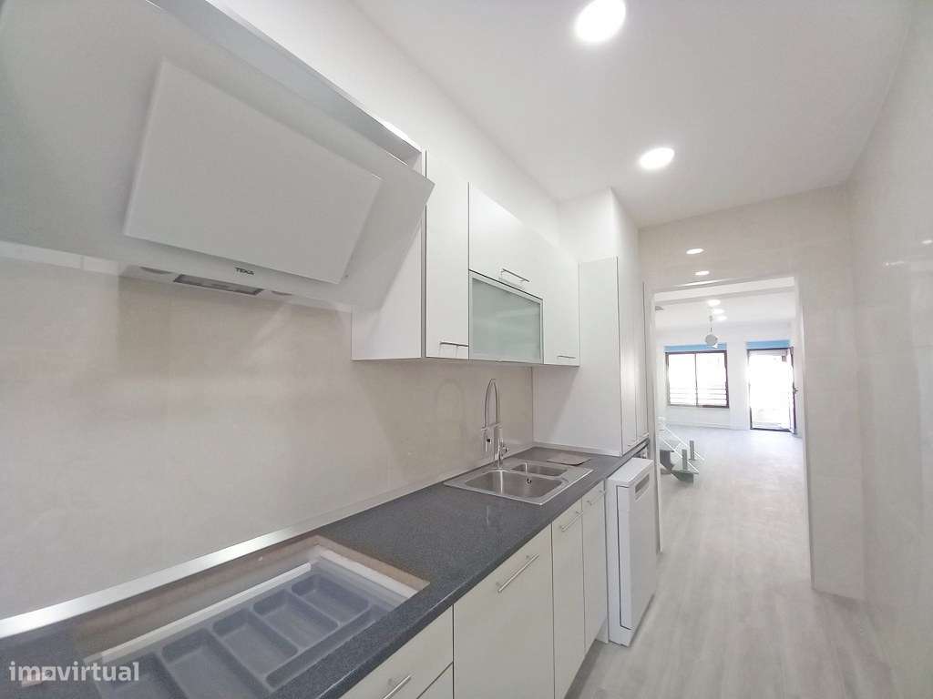 Apartamento T4 Venda em Costa da Caparica,Almada-13