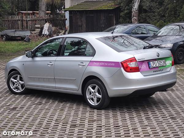 Skoda RAPID 1.6 TDI DPF Ambition - 7