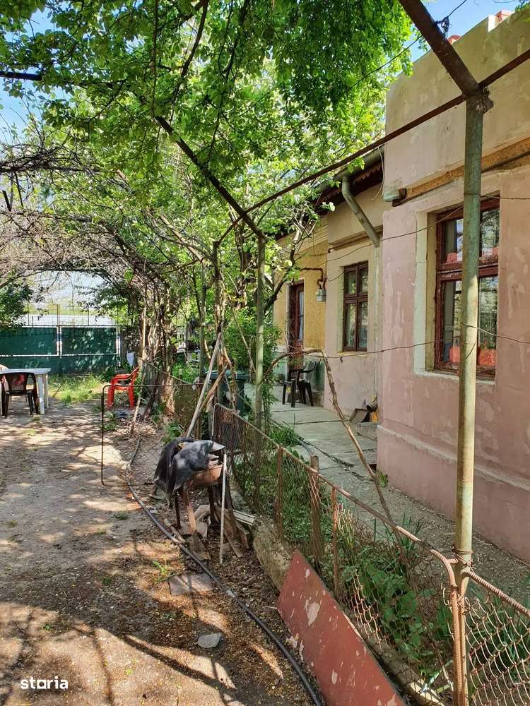 Teren de 1787 mp – Calea Giulești, zonă în dezvoltare - Imagine principală: 4/5