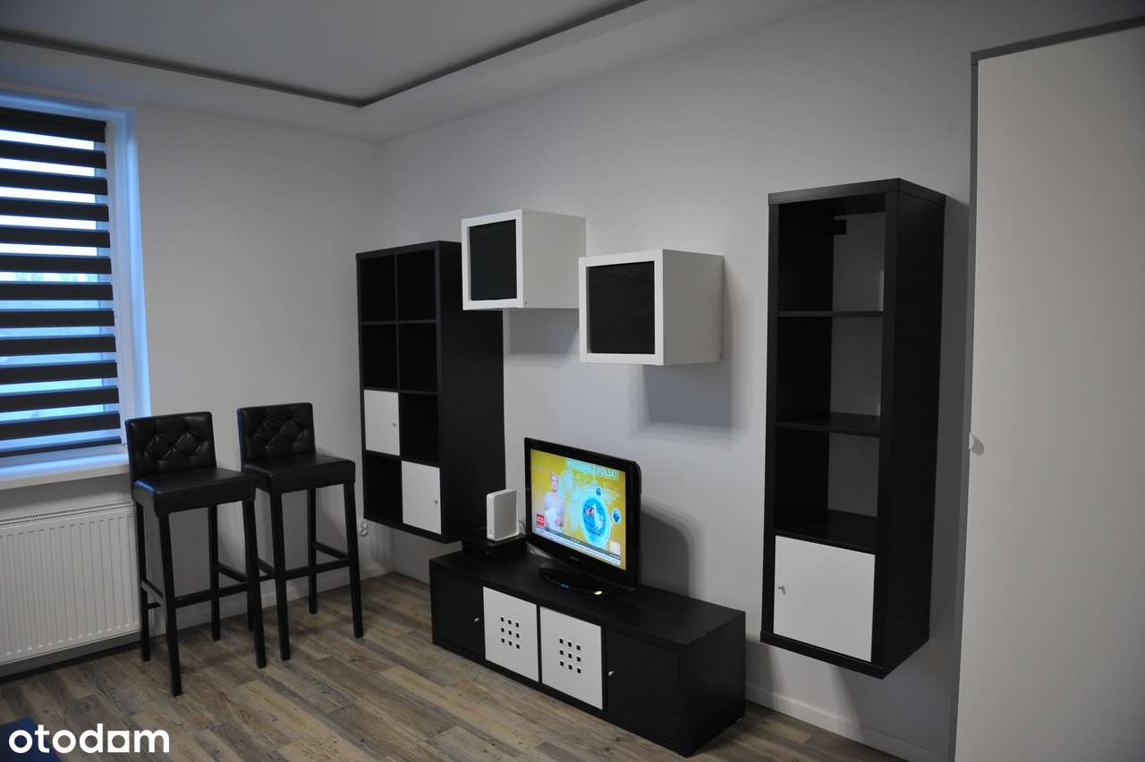 KAWALERKA PRZY SAMYM METRZE RACŁAWICKA  - PO KAPITALNYM REMONCIE - Pełny obrazek: 2/10