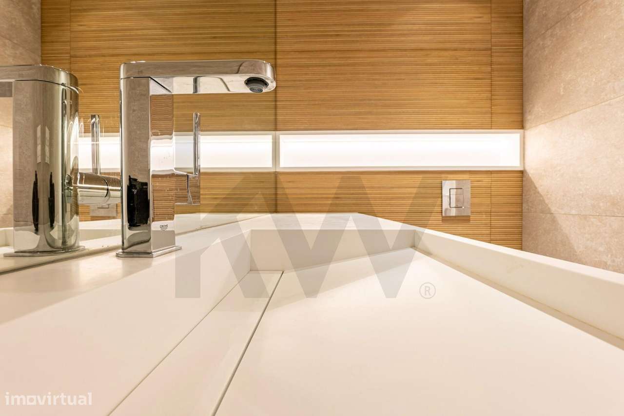 Apartamento T4 com Jardim e Piscina na Parede – Cascais-13