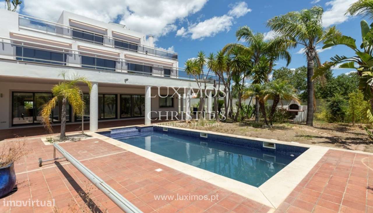 Fantástica moradia independente V3 para venda em Tavira, Algarve - Grande imagem: 2/28