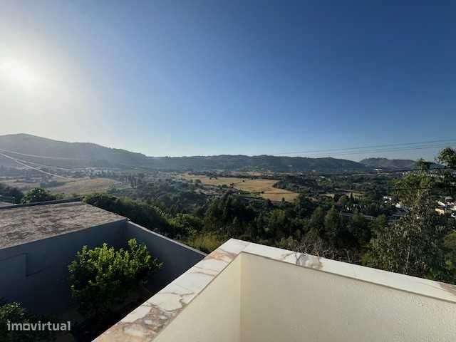 Arrenda-se apartamento T3 com VISTA SERRA - A ESTREAR! - Grande imagem: 5/12