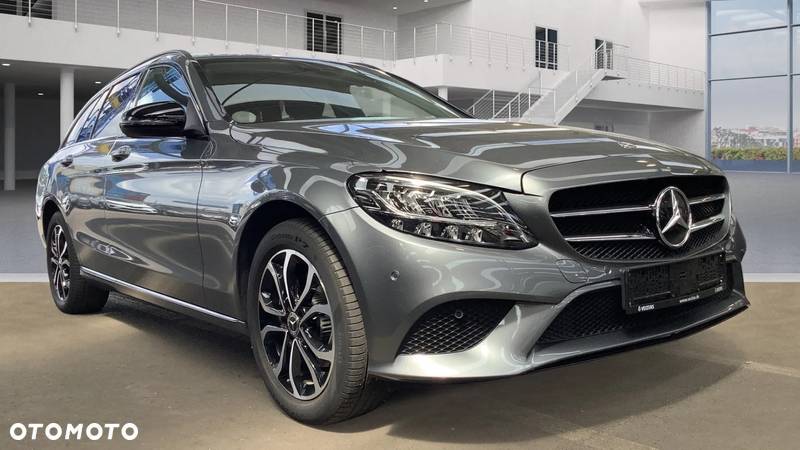 Mercedes-Benz Klasa C 200 d T 9G-TRONIC - 17