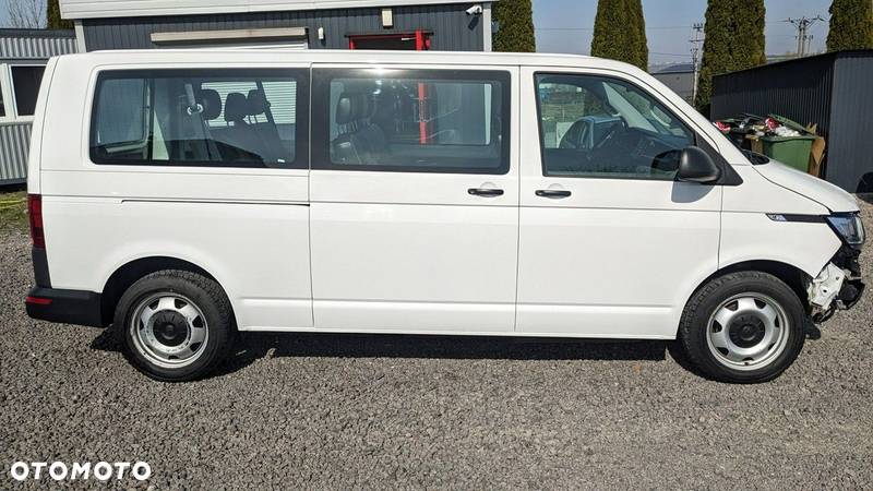 Volkswagen Caravelle - 6