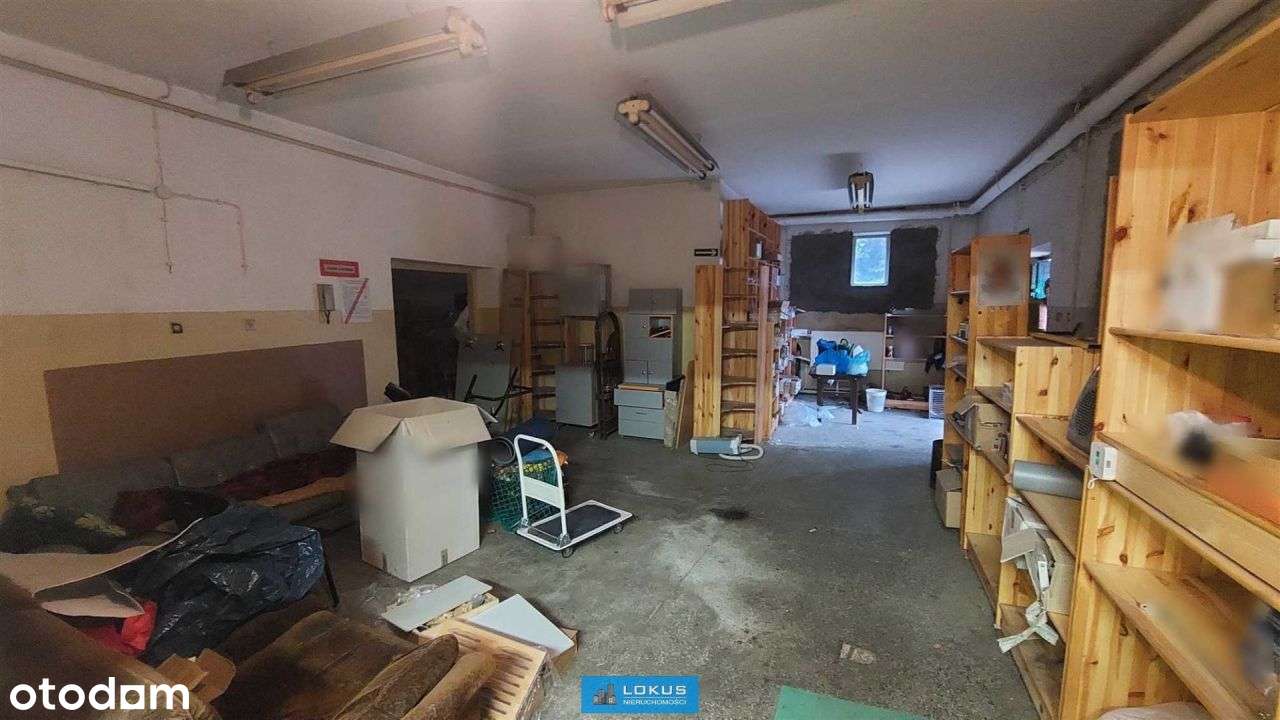 Hala magazynowa, budynek biurowy, działka 3000 m2-5