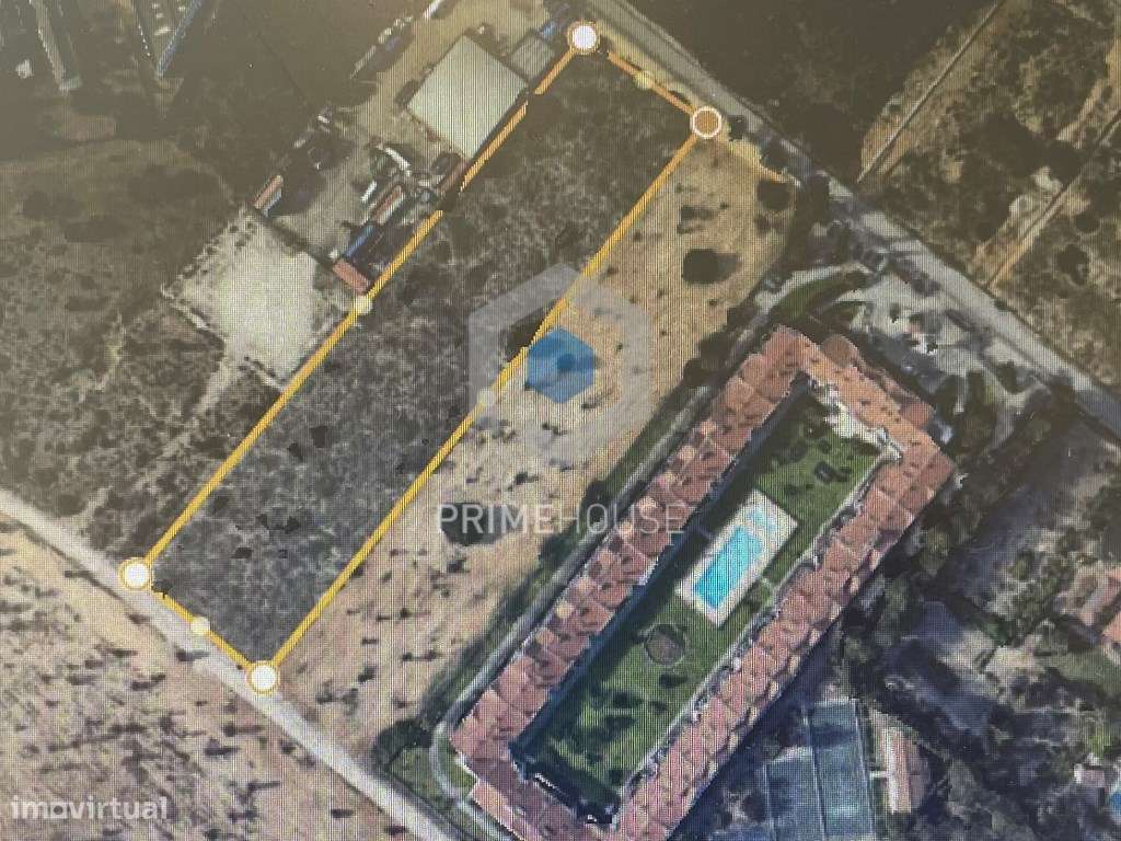 2 Lotes Industriais - Total 10006,20 m2 - Grande imagem: 2/8